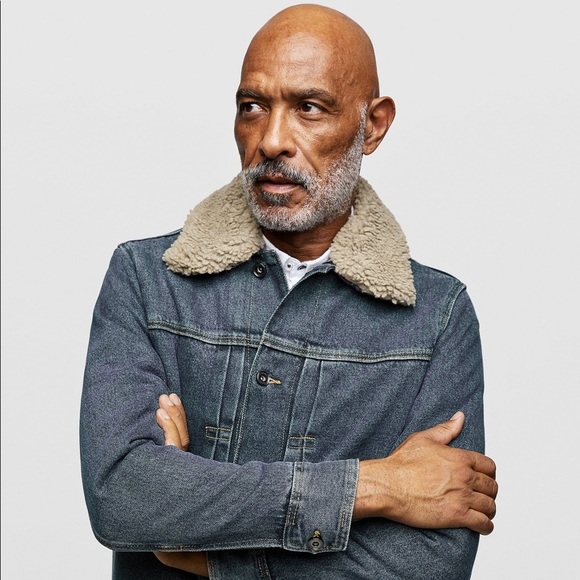 Zara Denim Jacket with Darts - Picture 3 of 3